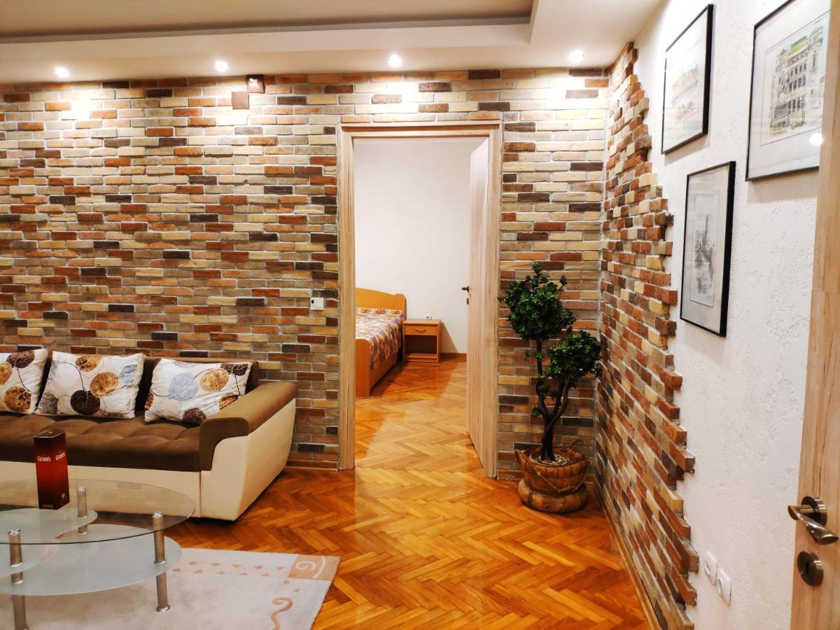 V2 With Love - Vintage Modern And Spacious Белград Экстерьер фото