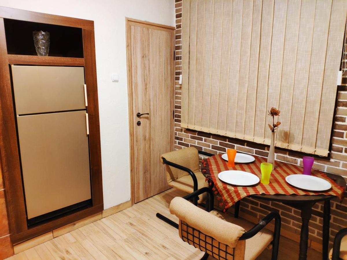 V2 With Love - Vintage Modern And Spacious Белград Экстерьер фото