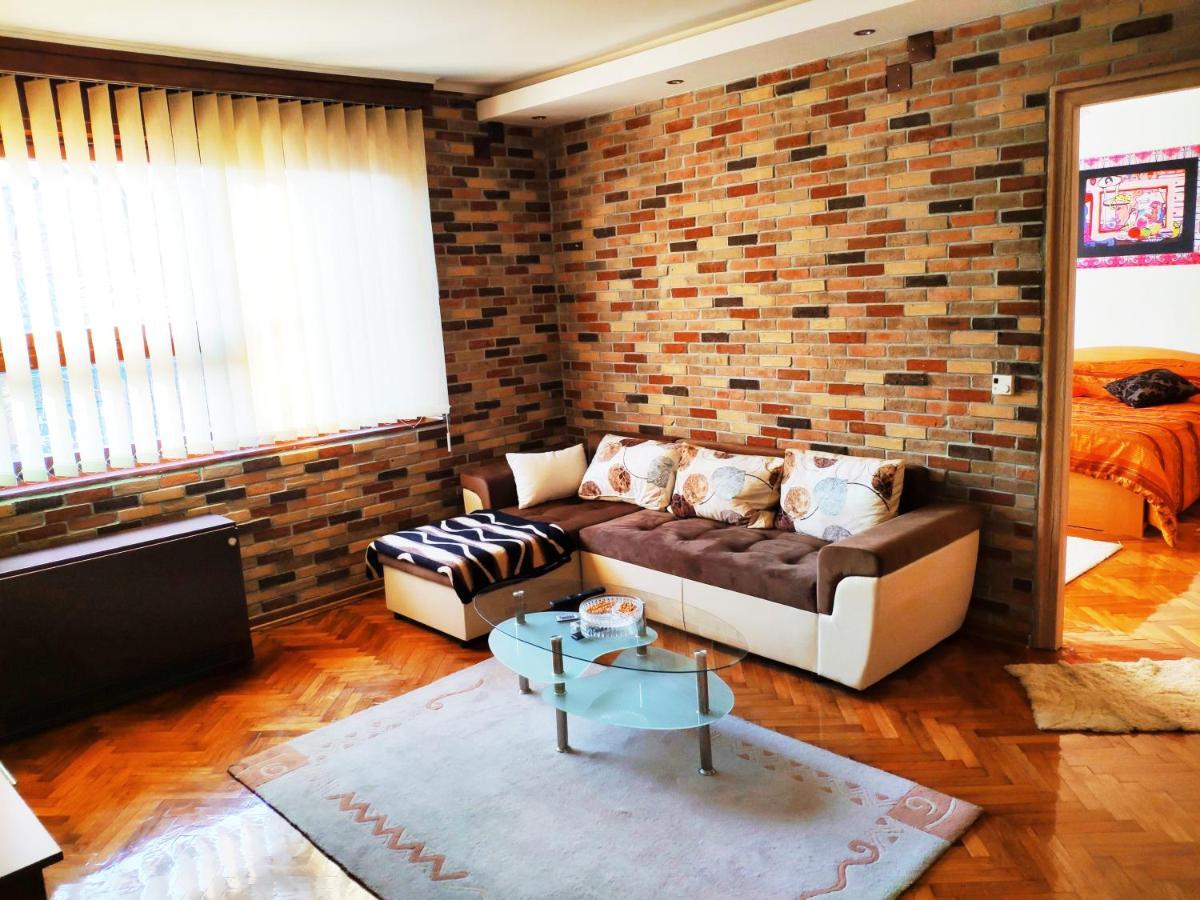 V2 With Love - Vintage Modern And Spacious Белград Экстерьер фото